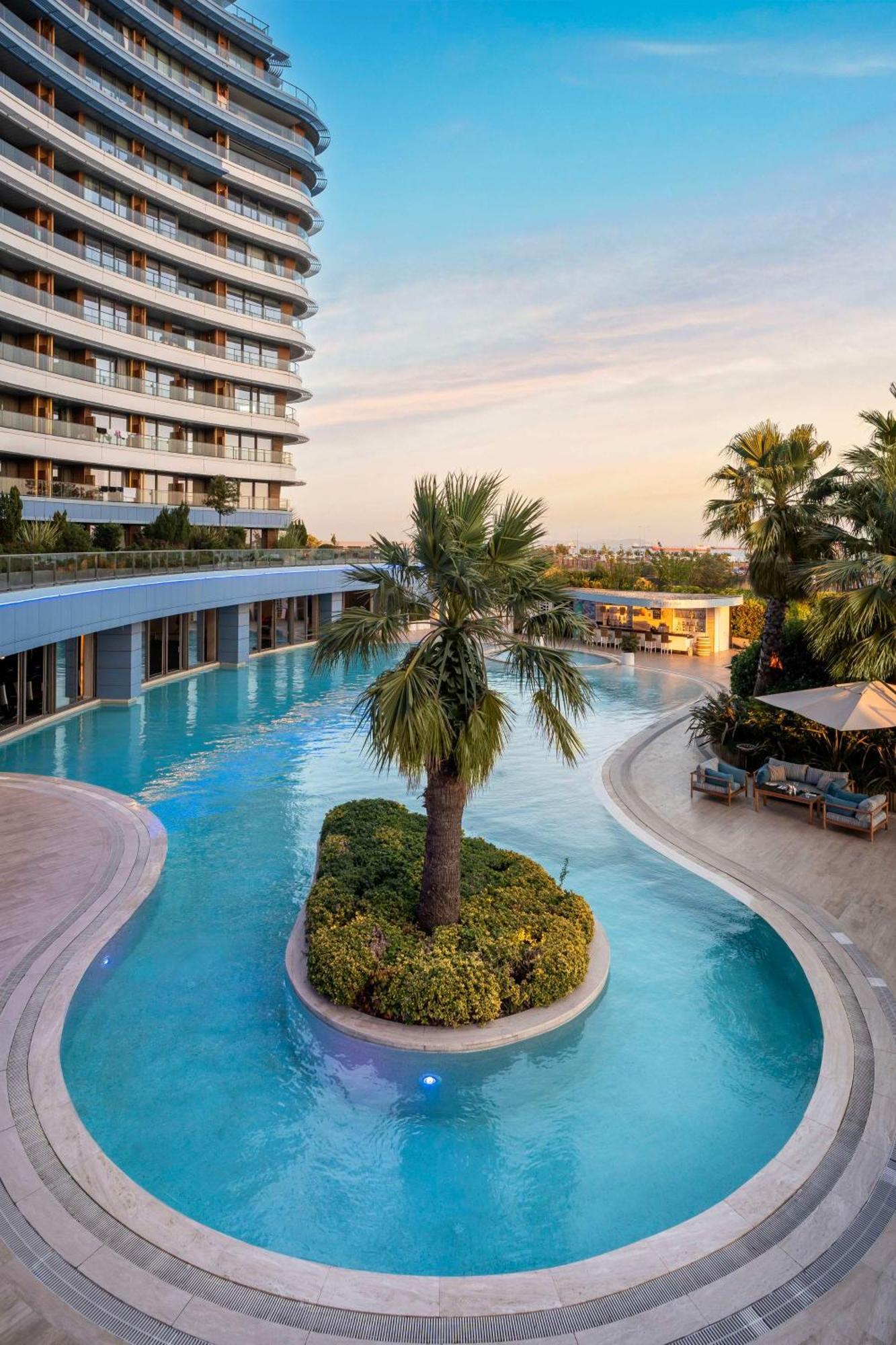 Radisson Blu Hotel Istanbul Ottomare Exteriér fotografie Hilton Athens