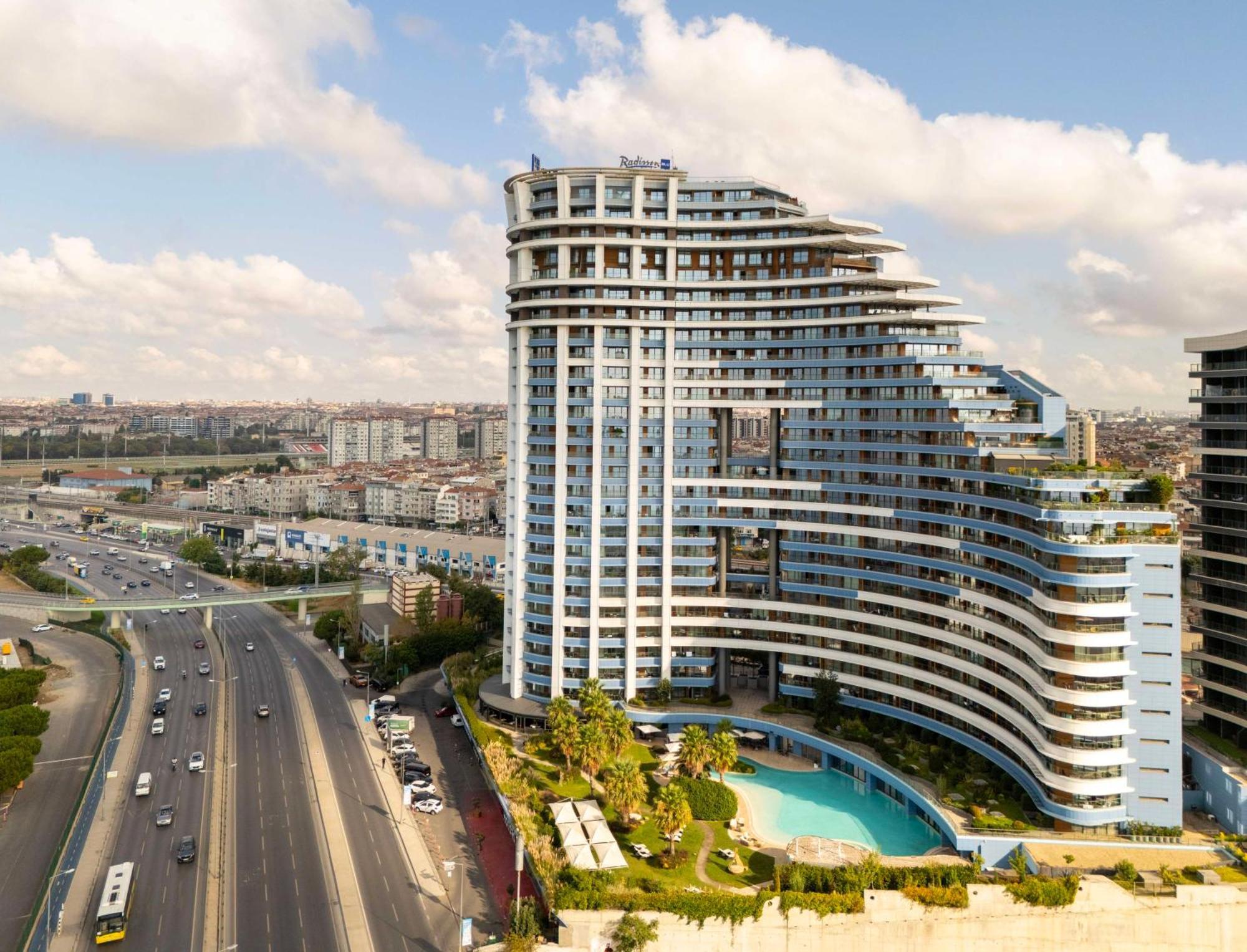 Radisson Blu Hotel Istanbul Ottomare Exteriér fotografie The complex