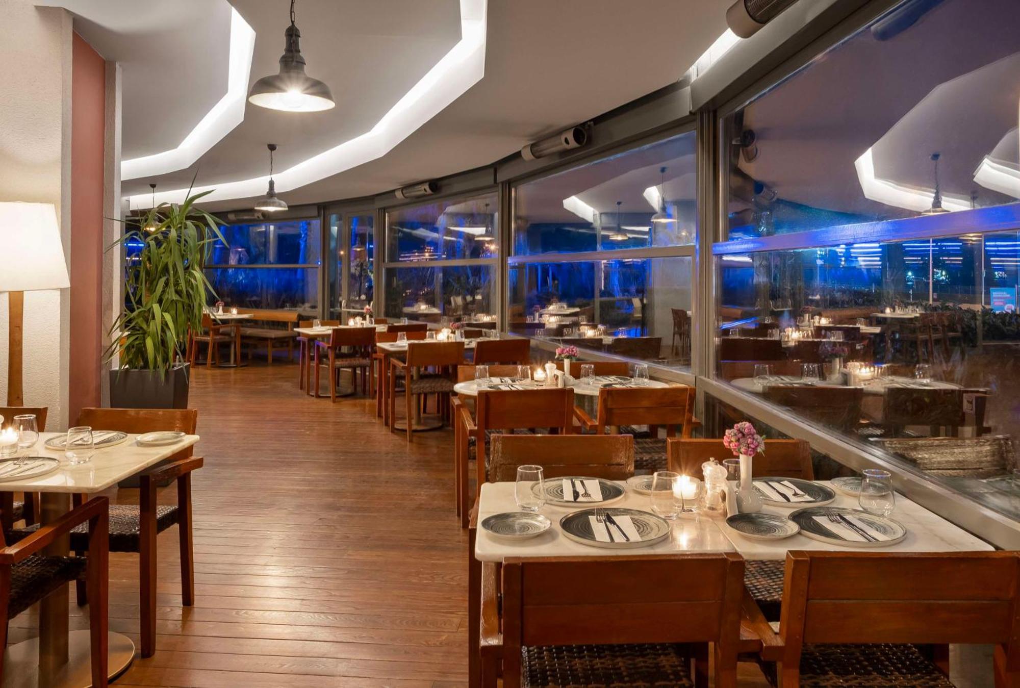 Radisson Blu Hotel Istanbul Ottomare Exteriér fotografie Restaurant